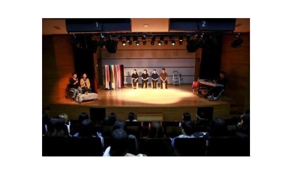 [한겨레] 청각장애인 대상 즉흥연극 '나의 이야기 극장